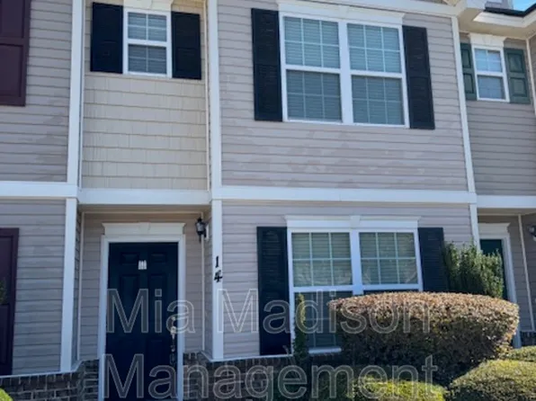 14 Winter Lake Cir, Savannah, GA 31407