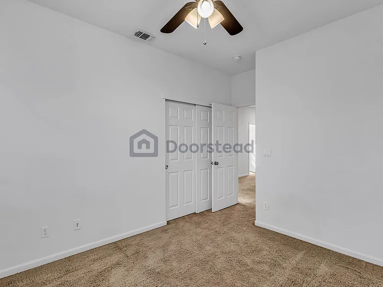 104 Barnhill Dr — Photo 16