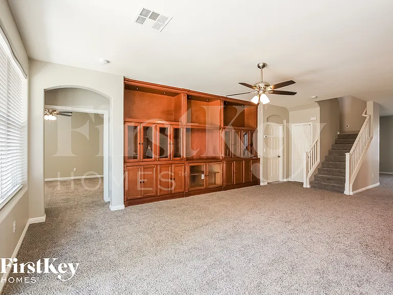 4184 Octans St — Photo 4