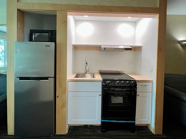 Ski Town Apartments — Photo 83