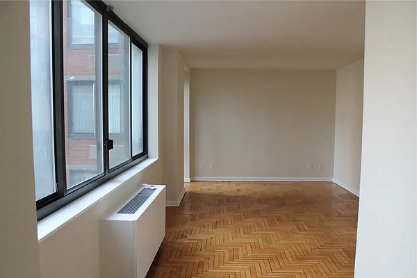 Rented by Pi Capital Partners | media 12