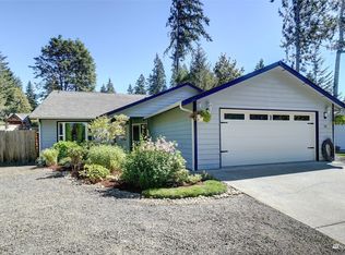 141 Village View Dr, Allyn, WA 98524