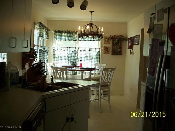 3rd image of 563 Tye River Tpke