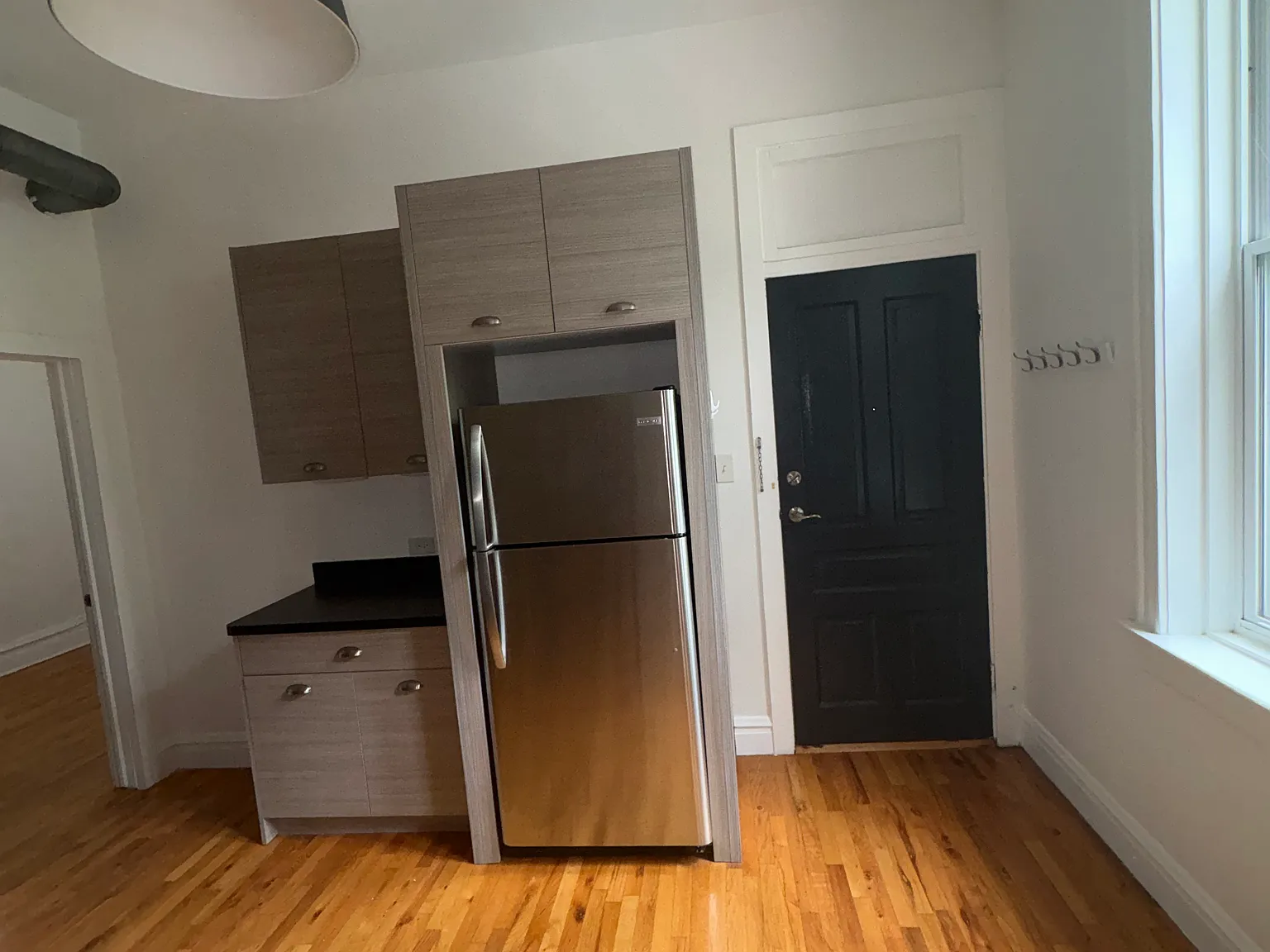 2 bed, 1000 sqft, $2,650 — Photo 4