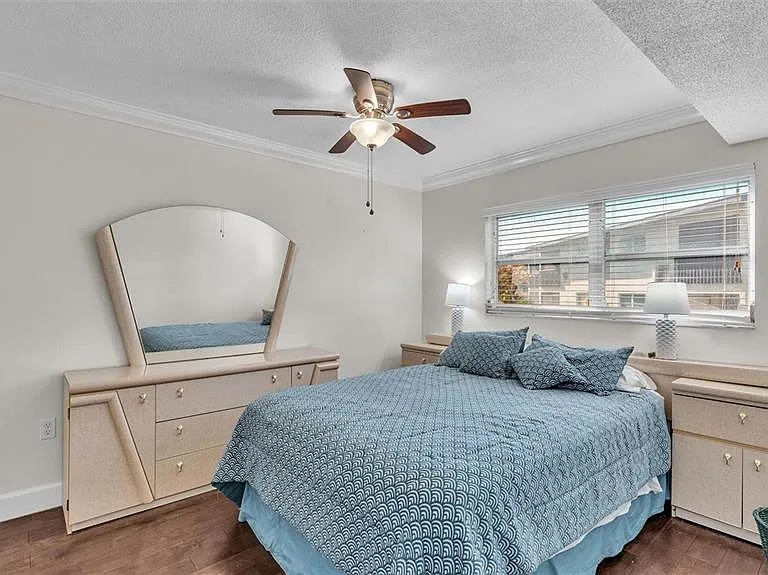 900 Avenue Z SE #A3 — Photo 20