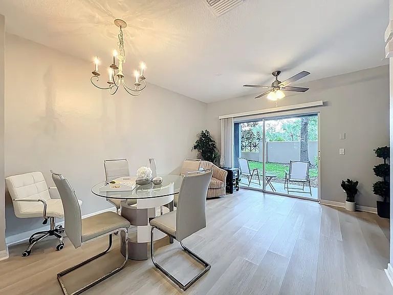 3309 Wilshire Way Rd #3 — Photo 19