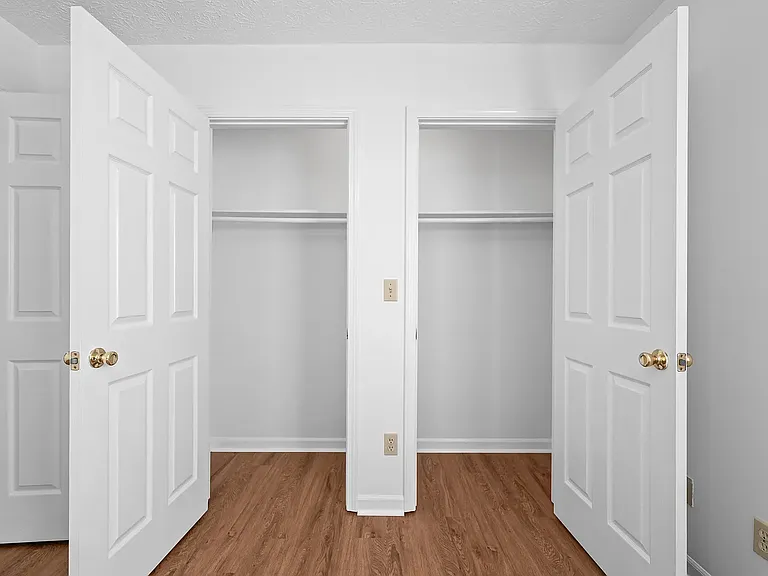 Austin Place Apartments — Photo 15
