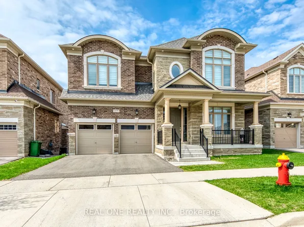 1079 John Laird Cir, Oakville, ON L6H 3R5