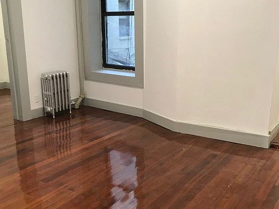 4th image of 161 Vernon Ave APT 1A