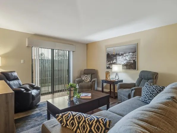 1601 Pennsylvania St NE Unit Y3, Albuquerque, NM 87110