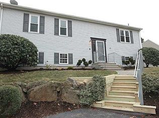 8 Wildflower Dr, Coventry, RI 02816