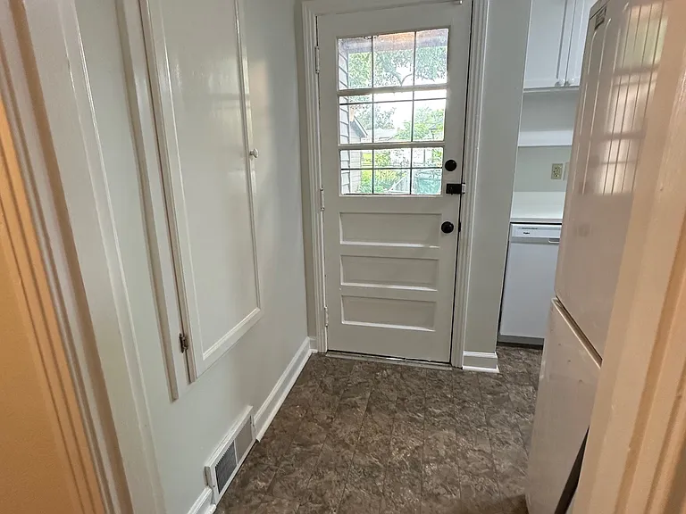 3924 Brennan Dr — Photo 6