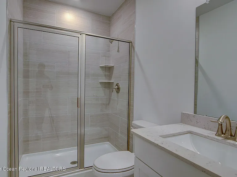 101 Pilot St — Photo 24