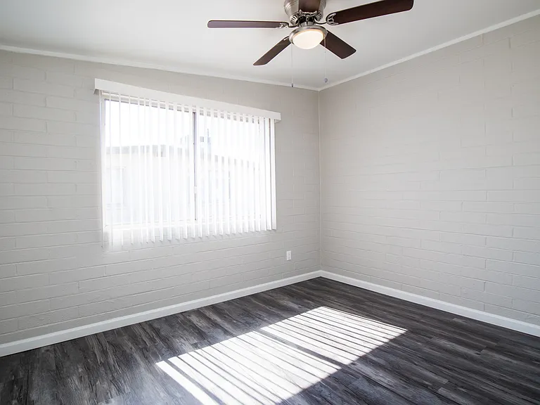 217 5th Ave E-16_11112025
