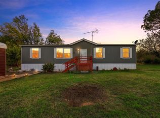 629 Willow Cir, Springtown, TX 76082