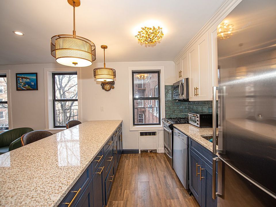 1st image of 7281 113th St APT 4Z
