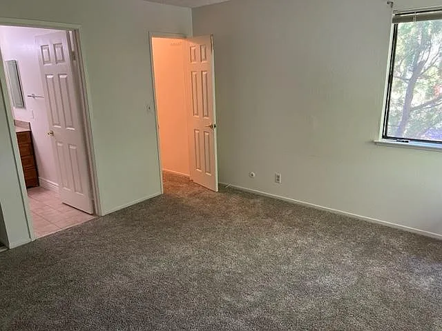 1493 Marchbanks Dr #4 — Photo 10