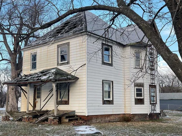 200 N Anson St, Middletown, IL 62666