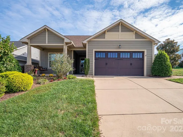 1243 Greenland Dr, Denver, NC 28037
