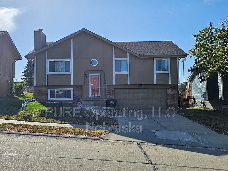 1st image of 8303 Vernon Ave