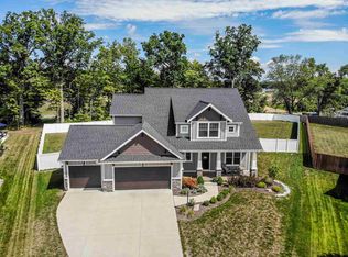 1412 Kearney Ct, Fort Wayne, IN 46845