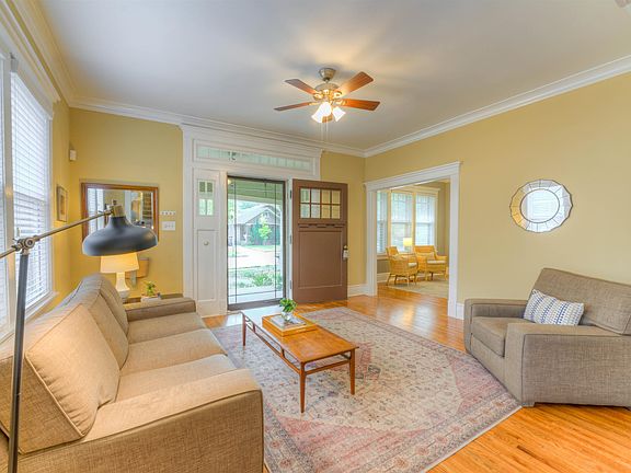 5th image of 449 Garland St