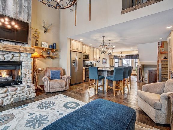 5th image of 109 Village Point Drive UNIT 109