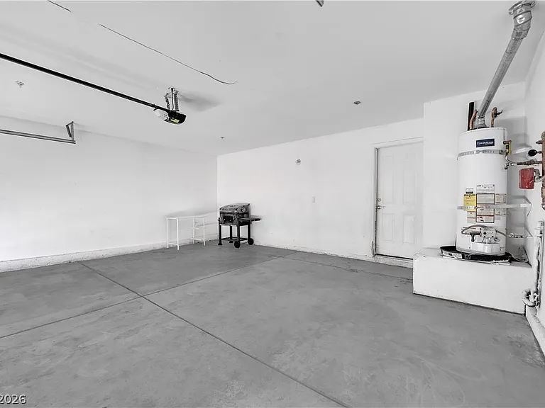 2918 Pelican Breeze Ct — Photo 29