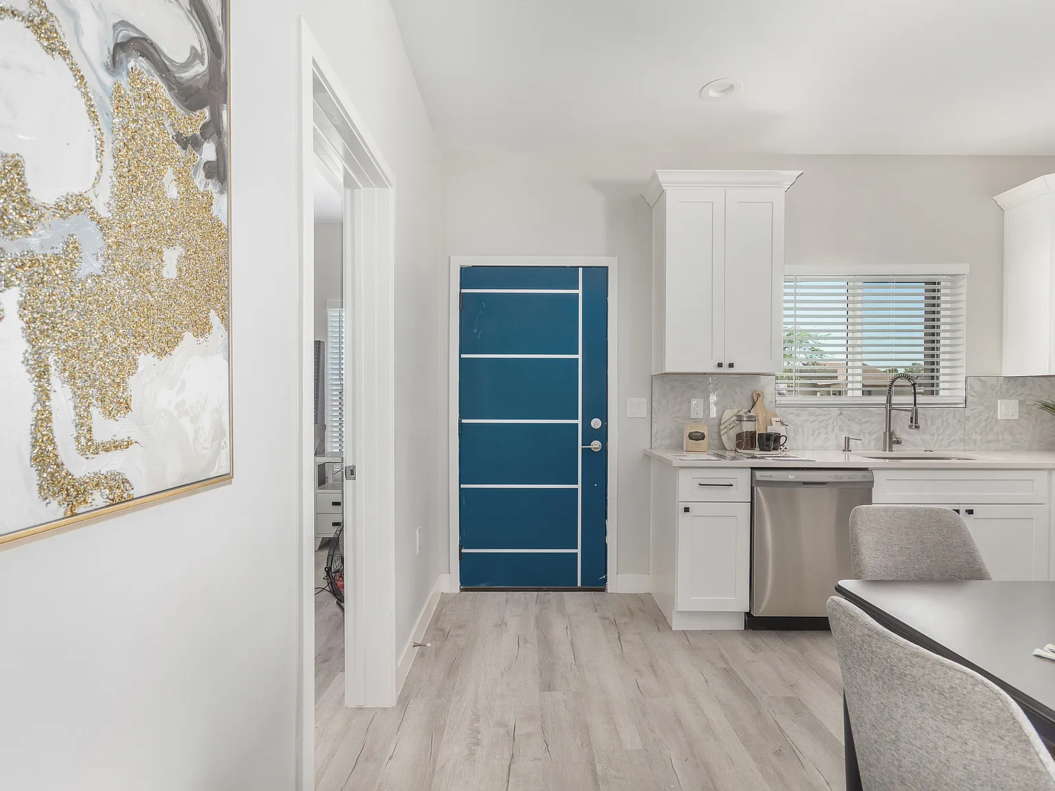 2 bed, 934 sqft, $1,600 — Photo 4