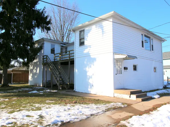 209 N Washington St, Montoursville, PA 17754