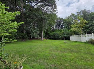 10 Paris Ave, Rockleigh, NJ 07647