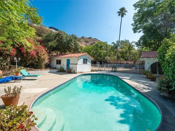 9953 La Tuna Canyon Rd, Sun Valley, CA 91352