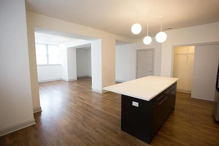 5100 S. Ellis Avenue — Photo 14