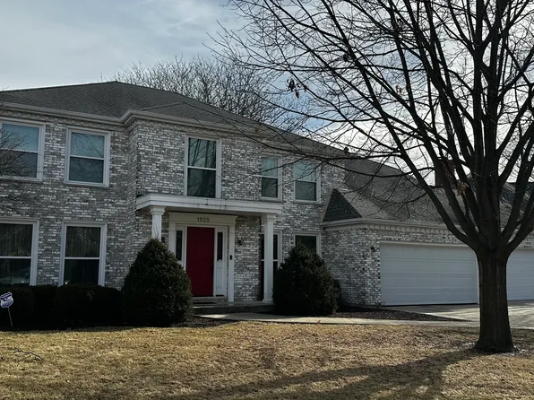 1929 Middleton Ct, Wheaton, IL 60189
