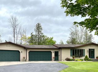 W6283 County Road 356 Rd, Daggett, MI 49821