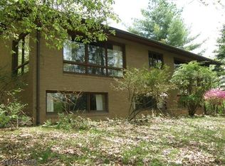 802 Pines Dr, Huntingdon, PA 16652