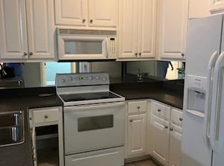 5799 Bay Village Dr, Athens, AL 35611