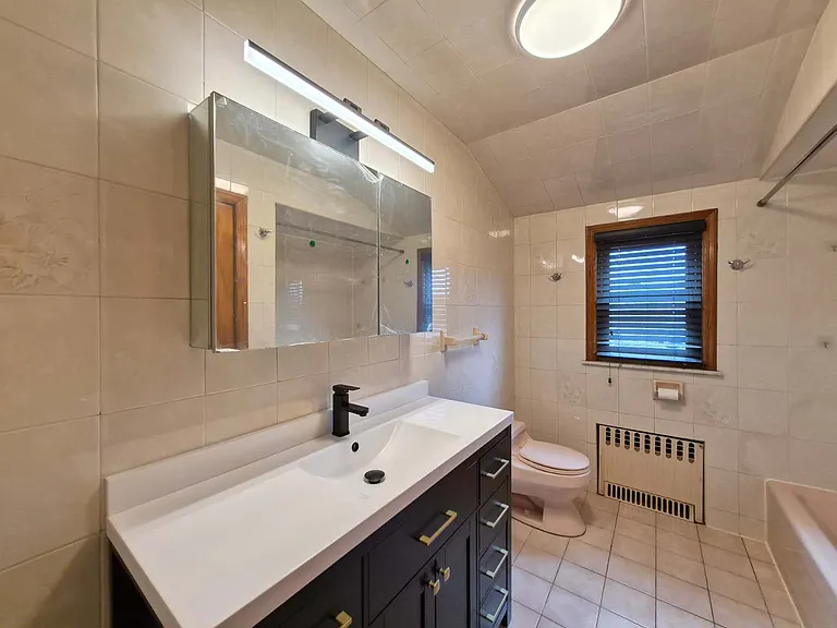199 Evergreen Ave #2 — Photo 9