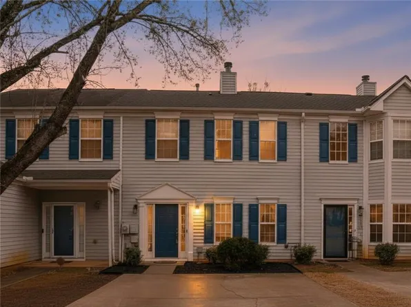 299 Timber Gate Dr Unit 108, Lawrenceville, GA 30045