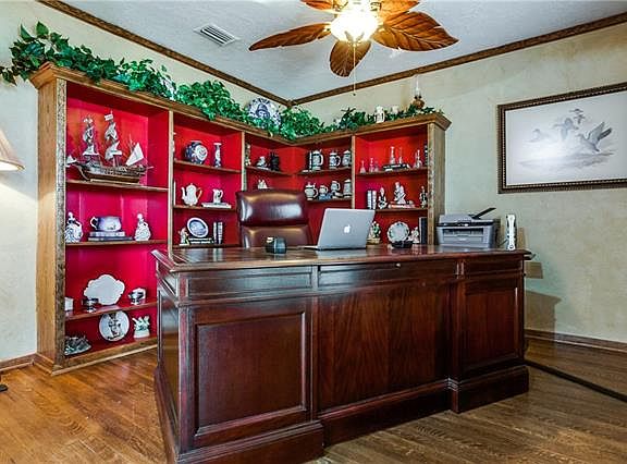 5th image of 636 Westover Dr