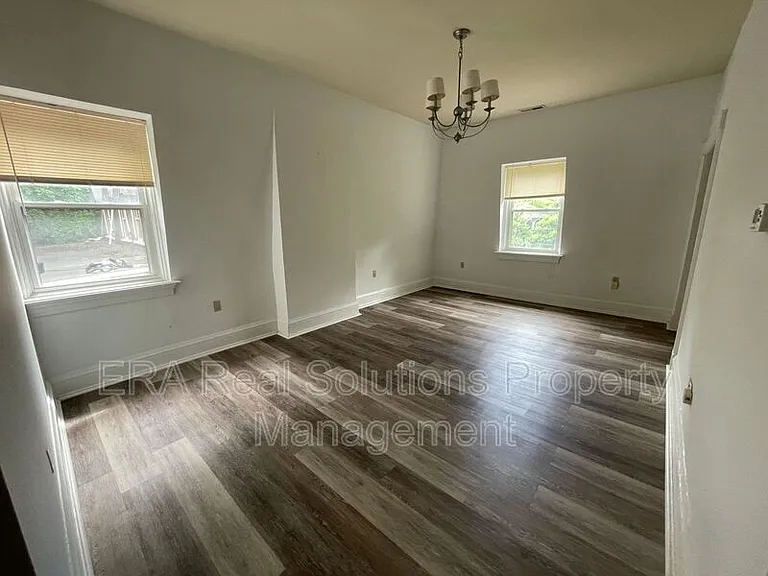 2112-2114 Kemper Ln #3 — Photo 20