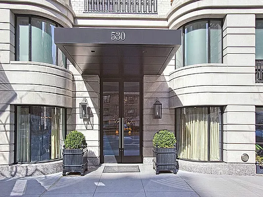 Rented by Sotheby's International Realty | media 76