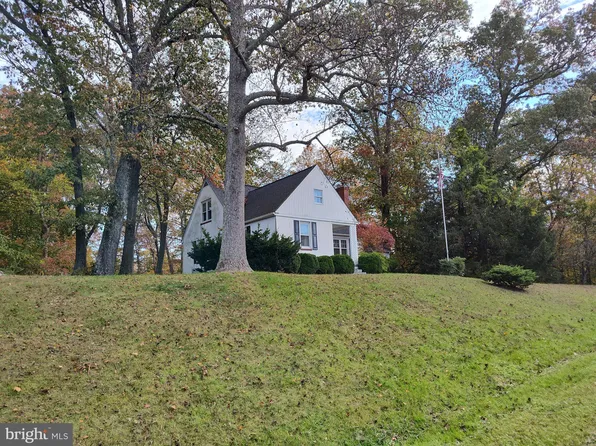 2165 Solomons Island Rd, Huntingtown, MD 20639