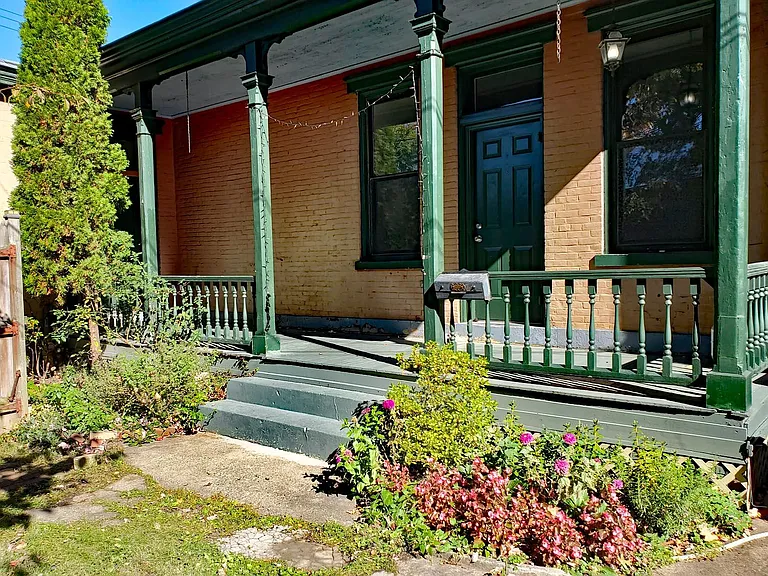 Tenant's private porch & entrance.