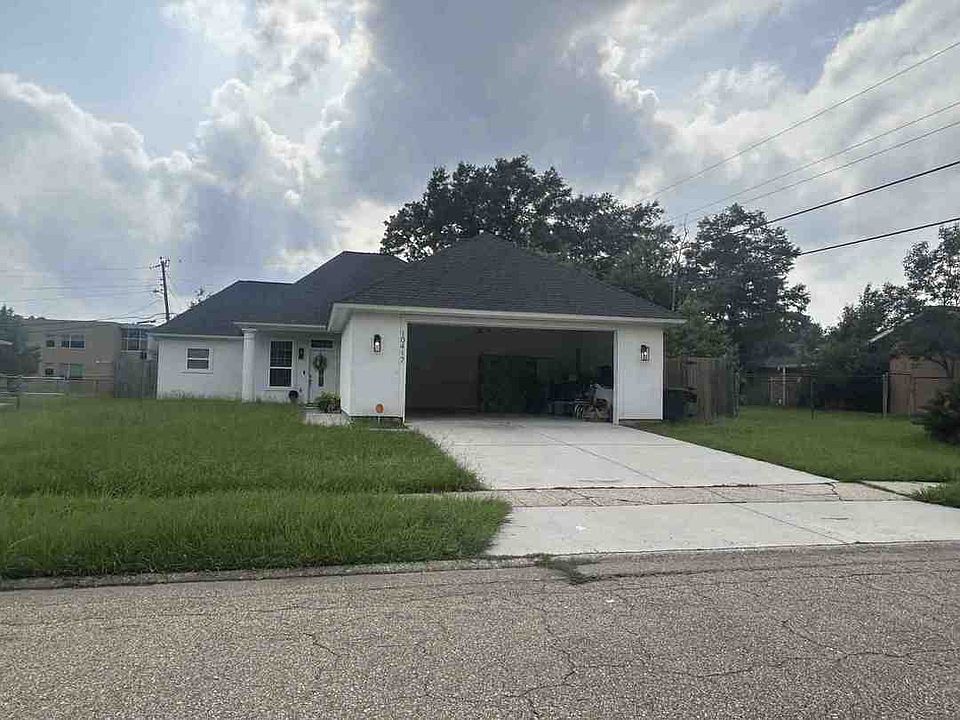 1st image of 10417 W Almond Dr