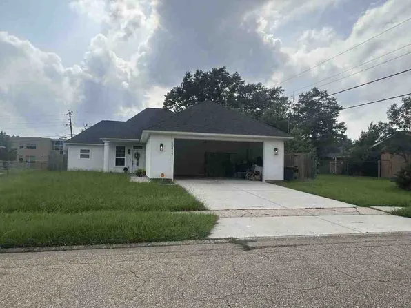 10417 W Almond Dr, Baton Rouge, LA 70807