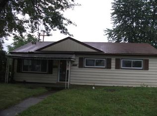 26611 Bryan St, Roseville, MI 48066