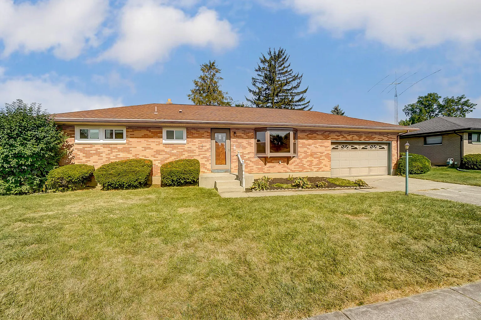 4739 Ashley Dr photo 1