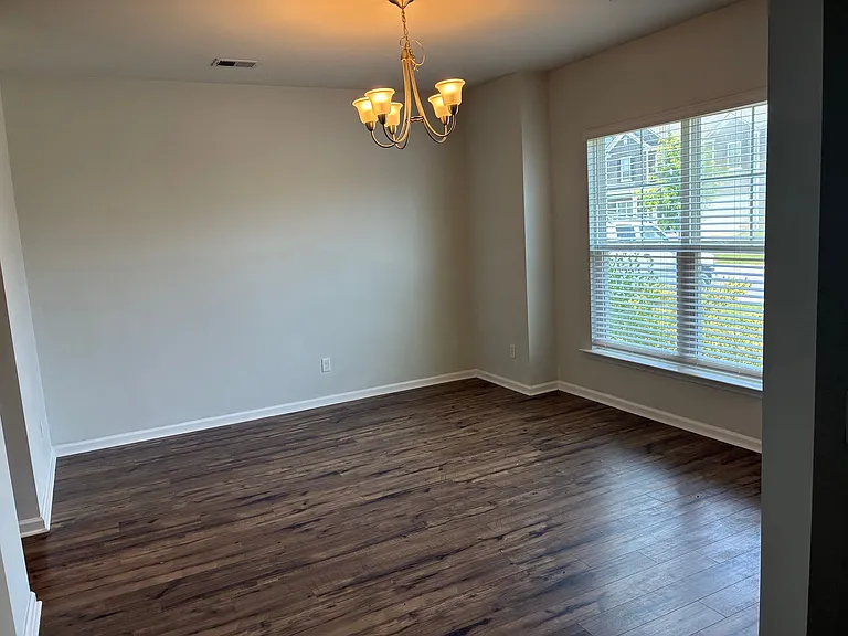 140 Hayworth Rd — Photo 9