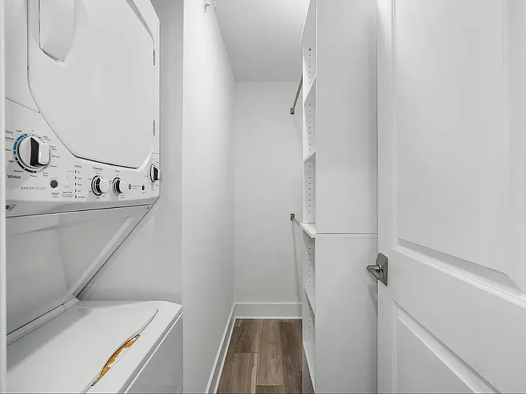 3843 Wallace St — Photo 13
